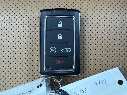 Used 2023 Jeep Grand Cherokee Summit AWD/4WD image 28
