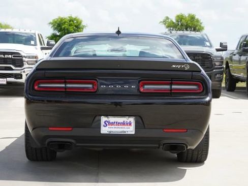 Used 2023 Dodge Challenger SRT Hellcat image 8