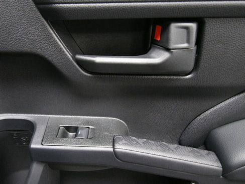 Used 2025 Toyota 4Runner SR5 image 23