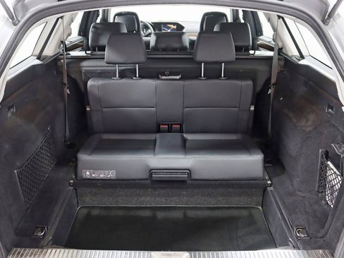 Used 2013 Mercedes-Benz E 350 4MATIC Wagon image 37
