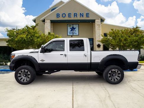 Used 2015 Ford F250 Platinum AWD/4WD image 2