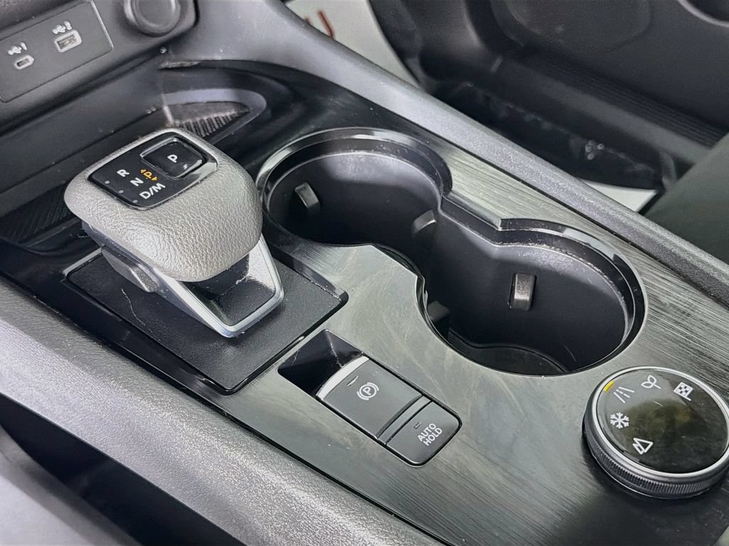 Used 2023 Nissan Rogue S AWD/4WD image 16
