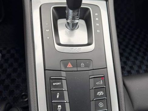 Used 2024 Porsche 718 Cayman S image 9