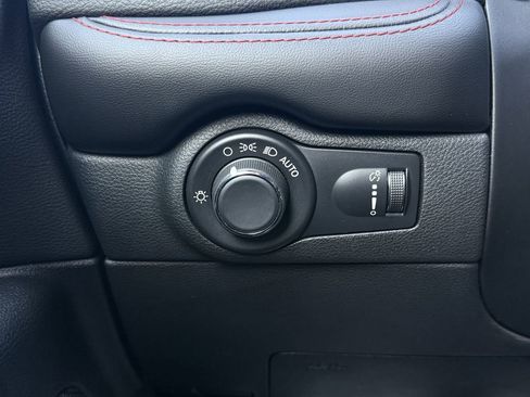 Used 2024 Dodge Durango R/T w/ Blacktop Package image 14