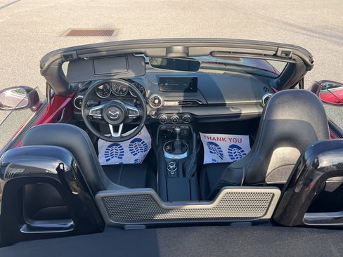 Used 2024 MAZDA MX-5 Miata Grand Touring w/ Appearance Package image 26
