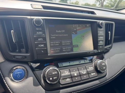 Used 2017 Toyota RAV4 Limited image 15