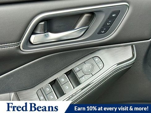 New 2026 Nissan Rogue Platinum image 17