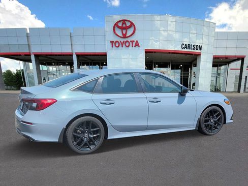 Used 2023 Honda Civic Sport image 4
