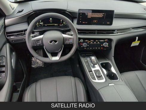 New 2026 INFINITI QX60 Luxe image 13