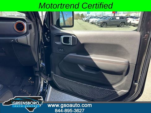 Used 2022 Jeep Gladiator Mojave w/ LED Lighting Group AWD/4WD image 22
