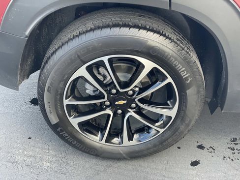 Used 2025 Chevrolet TrailBlazer LT image 30