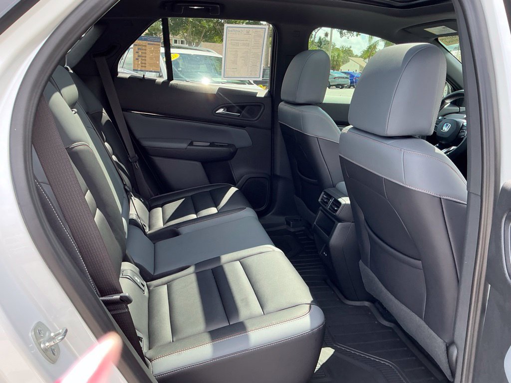 Used 2025 Honda Prologue Touring image 19