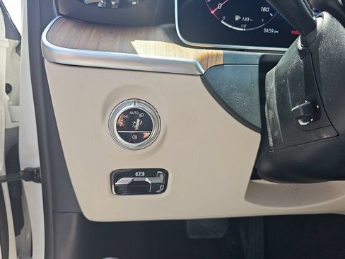Used 2023 Mercedes-Benz C 300 Sedan image 35
