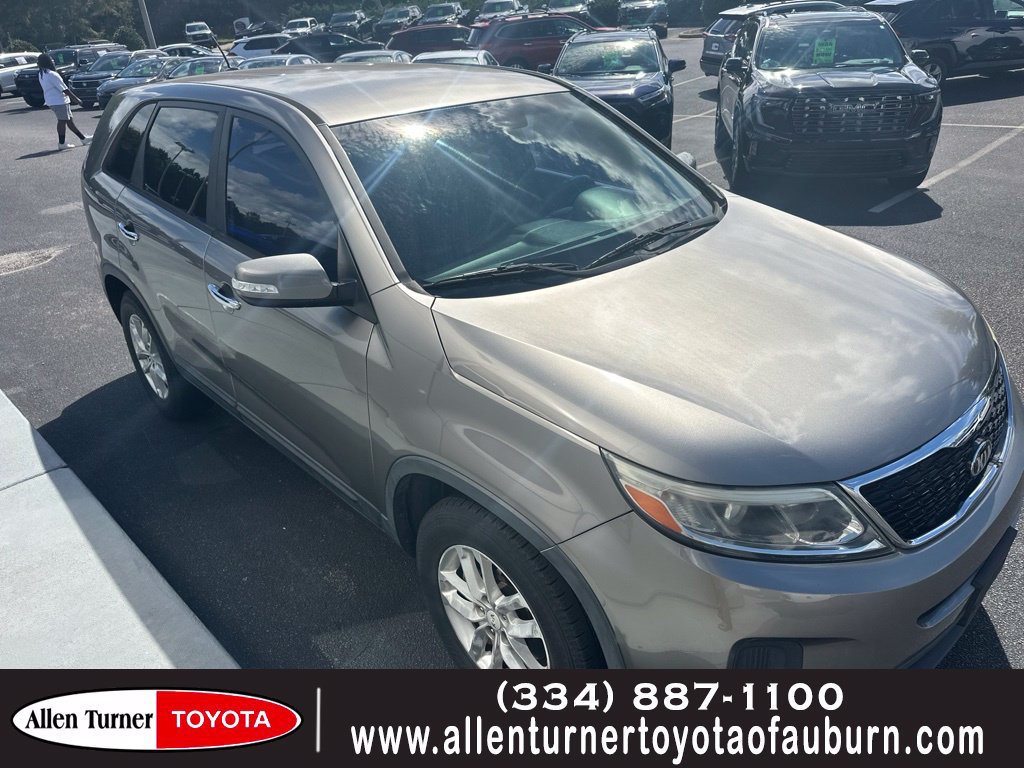 Used 2015 Kia Sorento LX FWD image 1