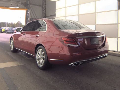 Used 2018 Mercedes-Benz E 300 w/ Premium 1 Package image 8