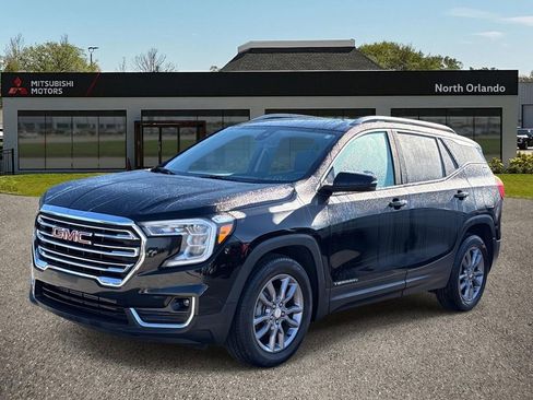 Used 2023 GMC Terrain SLT image 7