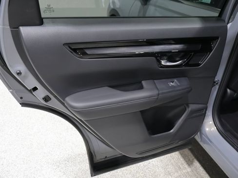Used 2024 Honda CR-V EX-L image 19