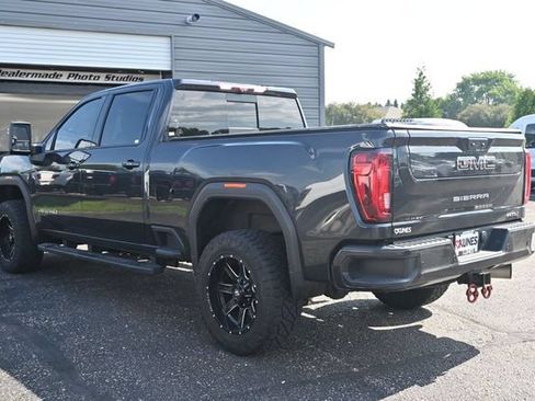 Used 2020 GMC Sierra 2500 AT4 w/ AT4 Premium Package AWD/4WD image 7