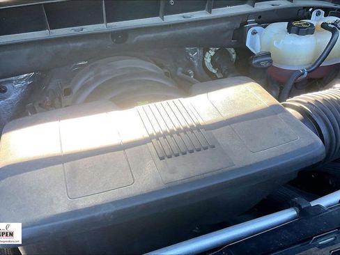 Used 2025 GMC Sierra 1500 SLT image 34