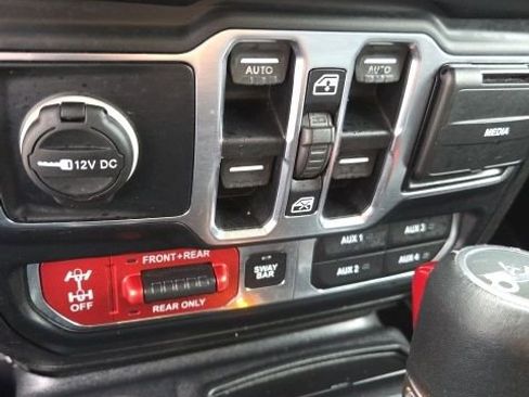 Used 2019 Jeep Wrangler Unlimited Rubicon AWD/4WD image 19