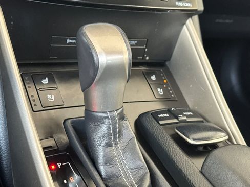 Used 2014 Lexus IS 250 w/ Navigation Package RWD image 23