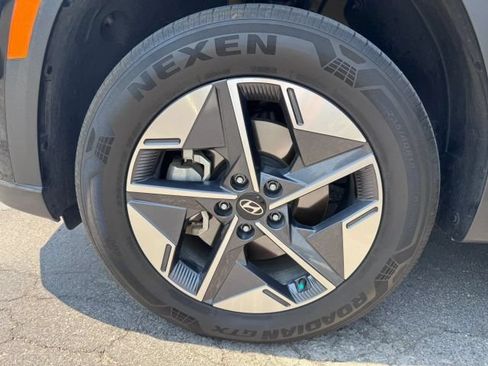 Used 2025 Hyundai Tucson SEL AWD/4WD image 21