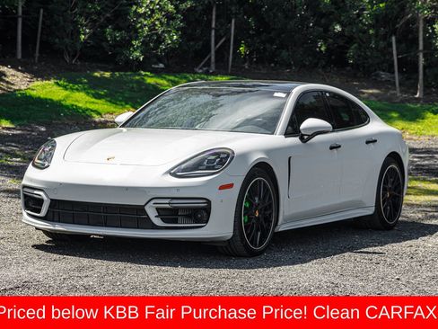 Used 2022 Porsche Panamera w/ Premium Package image 1