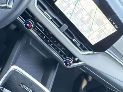 Certified 2025 Chevrolet Equinox LT w/ Convenience Package II image 17