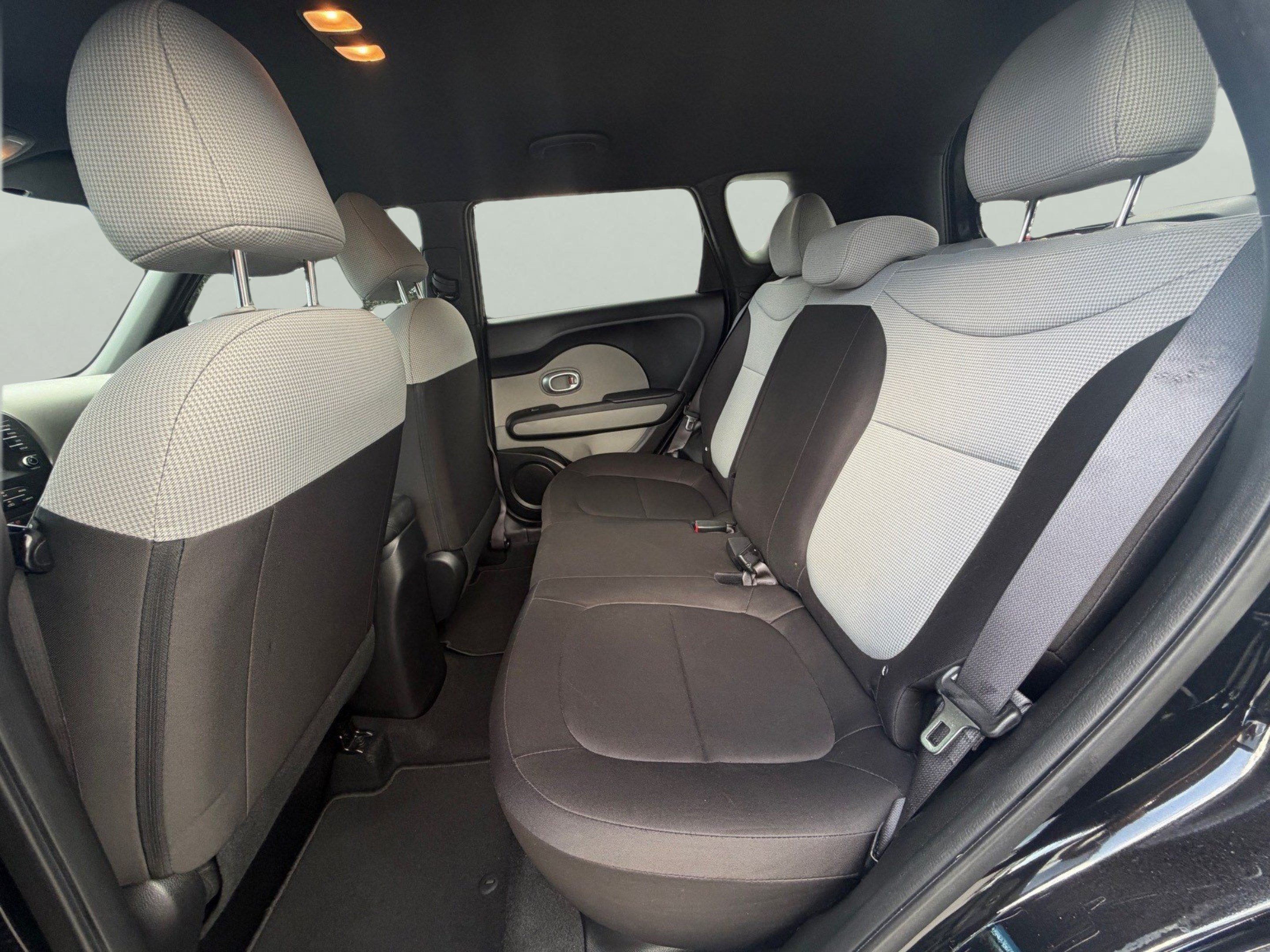 Used 2019 Kia Soul w/ Convenience Package FWD image 15