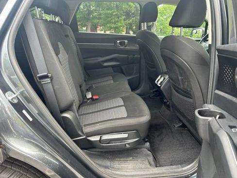 Certified 2021 Kia Sorento LX FWD image 20
