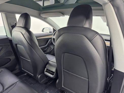 Used 2022 Tesla Model 3 image 35