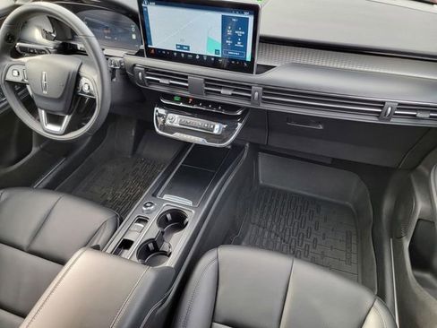 Certified 2024 Lincoln Corsair Premiere w/ Equipment Group 101A image 39