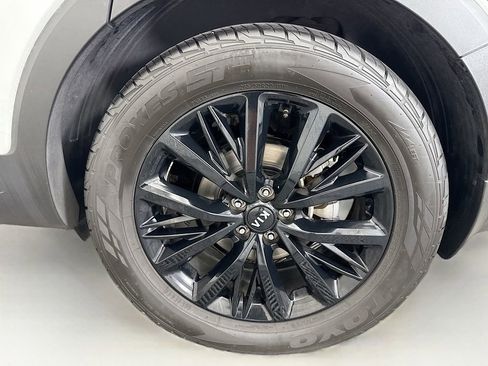 Used 2020 Kia Telluride SX image 32