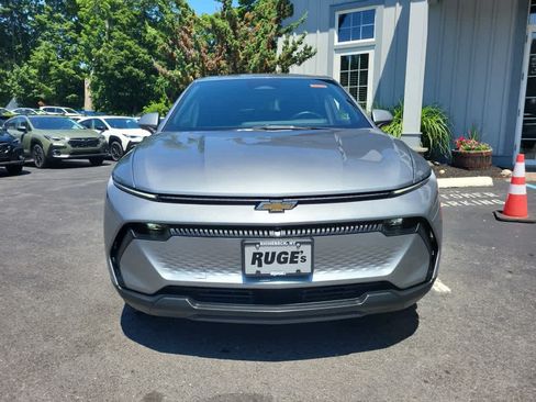 Used 2025 Chevrolet Equinox EV LT w/ Comfort Package AWD/4WD image 10
