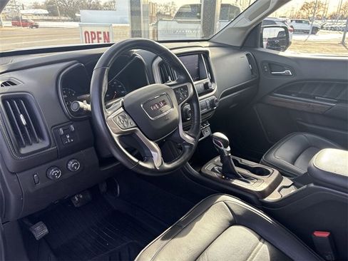Certified 2022 GMC Canyon Denali image 10