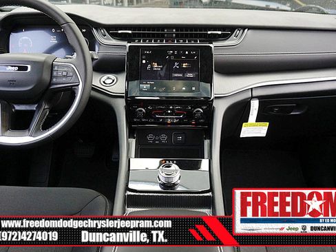 New 2026 Jeep Grand Cherokee Laredo X RWD image 19
