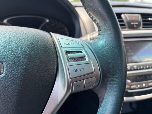 Used 2017 Nissan Altima 2.5 SV FWD image 21