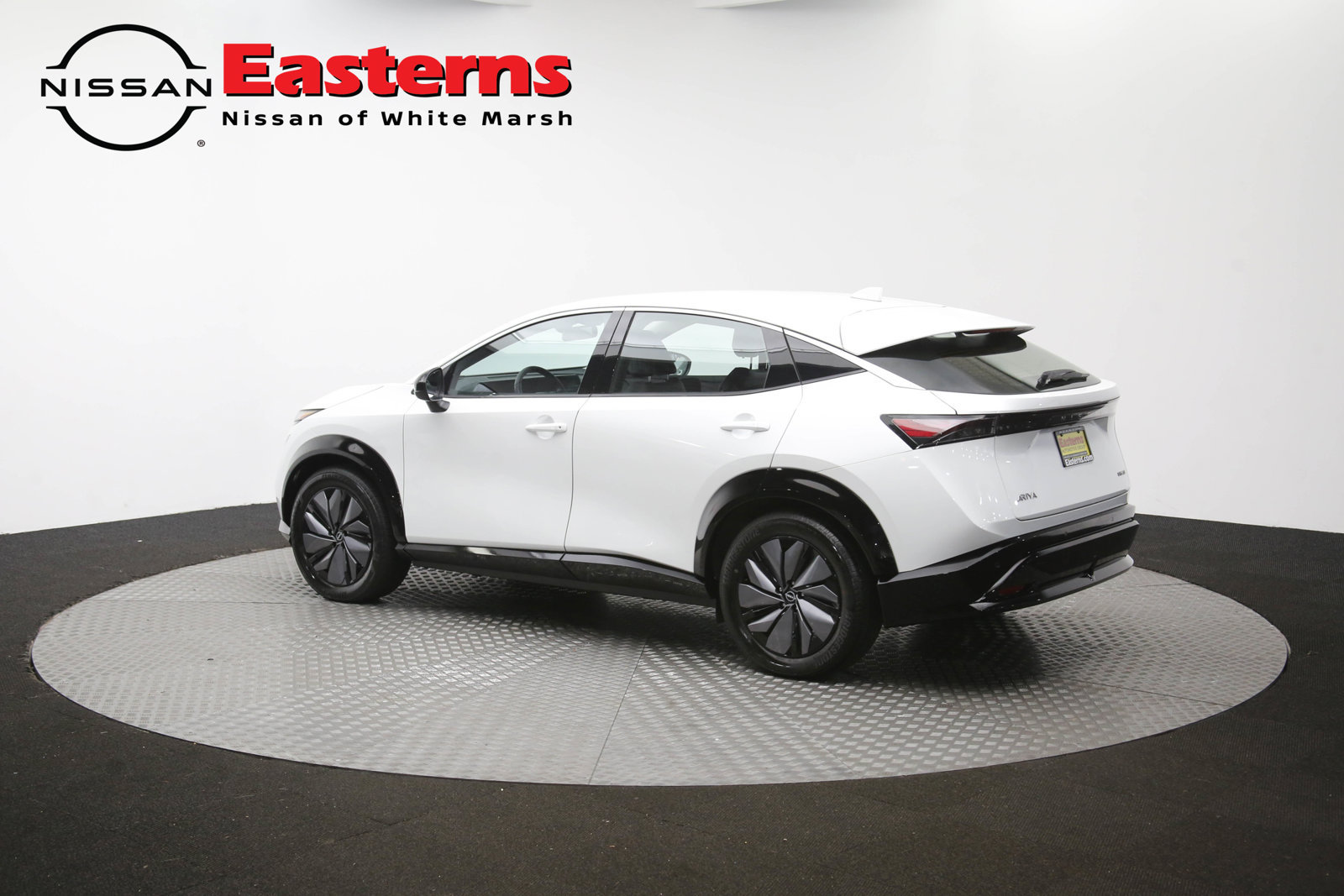 Used 2024 Nissan Ariya FWD image 68