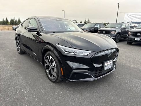 Certified 2023 Ford Mustang Mach-E Premium AWD/4WD image 4