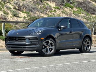 Certified 2025 Porsche Macan video 1
