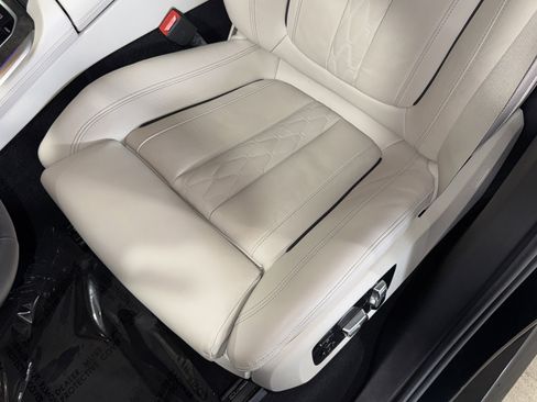 Used 2024 BMW X5 sDrive40i w/ M Sport Package RWD image 33