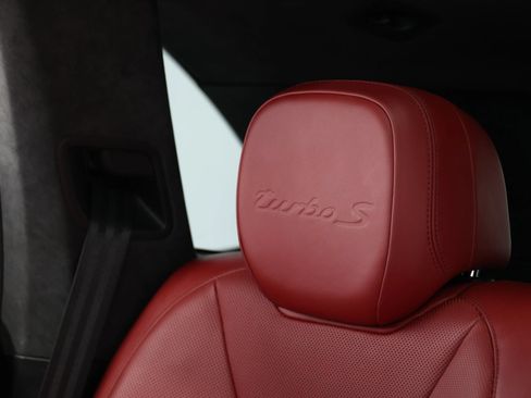 Used 2021 Porsche Cayenne Turbo S AWD/4WD image 64