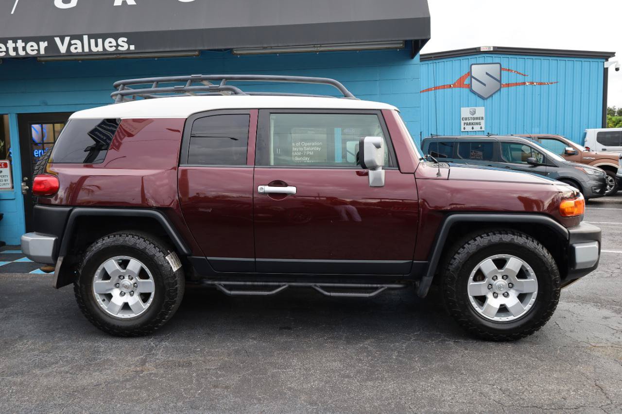 Used 2007 Toyota FJ Cruiser 2WD image 5