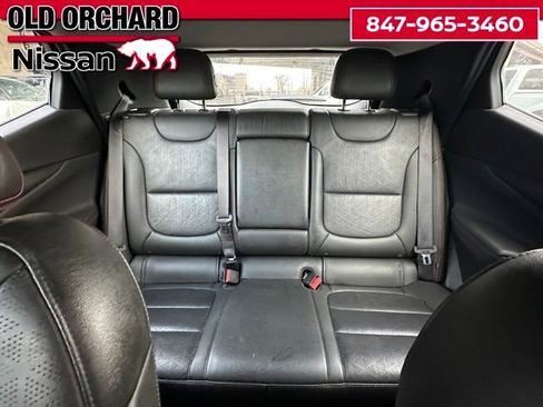 Used 2023 Chevrolet Bolt EUV LT w/ Convenience Package image 11