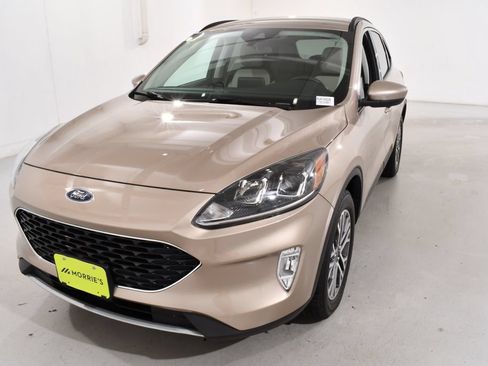 Used 2021 Ford Escape SEL AWD/4WD image 2
