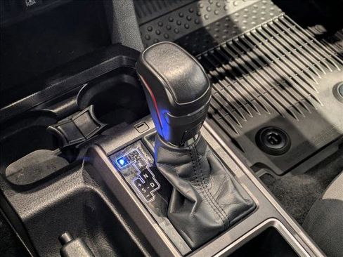 Used 2023 Toyota Tacoma TRD Off-Road image 12