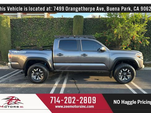 Used 2022 Toyota Tacoma TRD Off-Road image 5