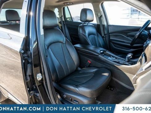 Used 2019 Buick Envision Essence image 28