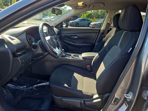 Used 2020 Nissan Sentra SV FWD image 13