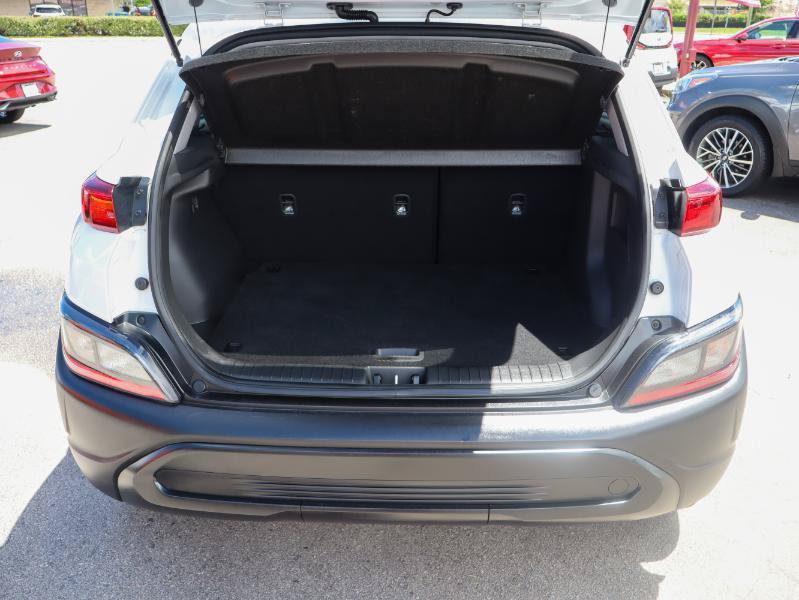Used 2023 Hyundai Kona SEL FWD image 5